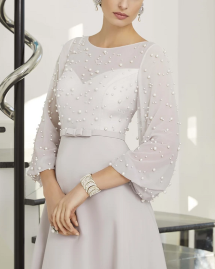 The pearl-embellished ball sleeves mum dress